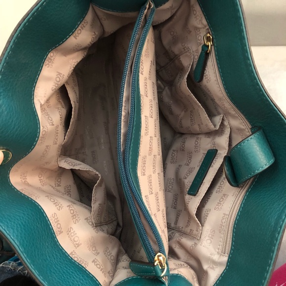 Michael Kors Purse - Picture 2 of 2